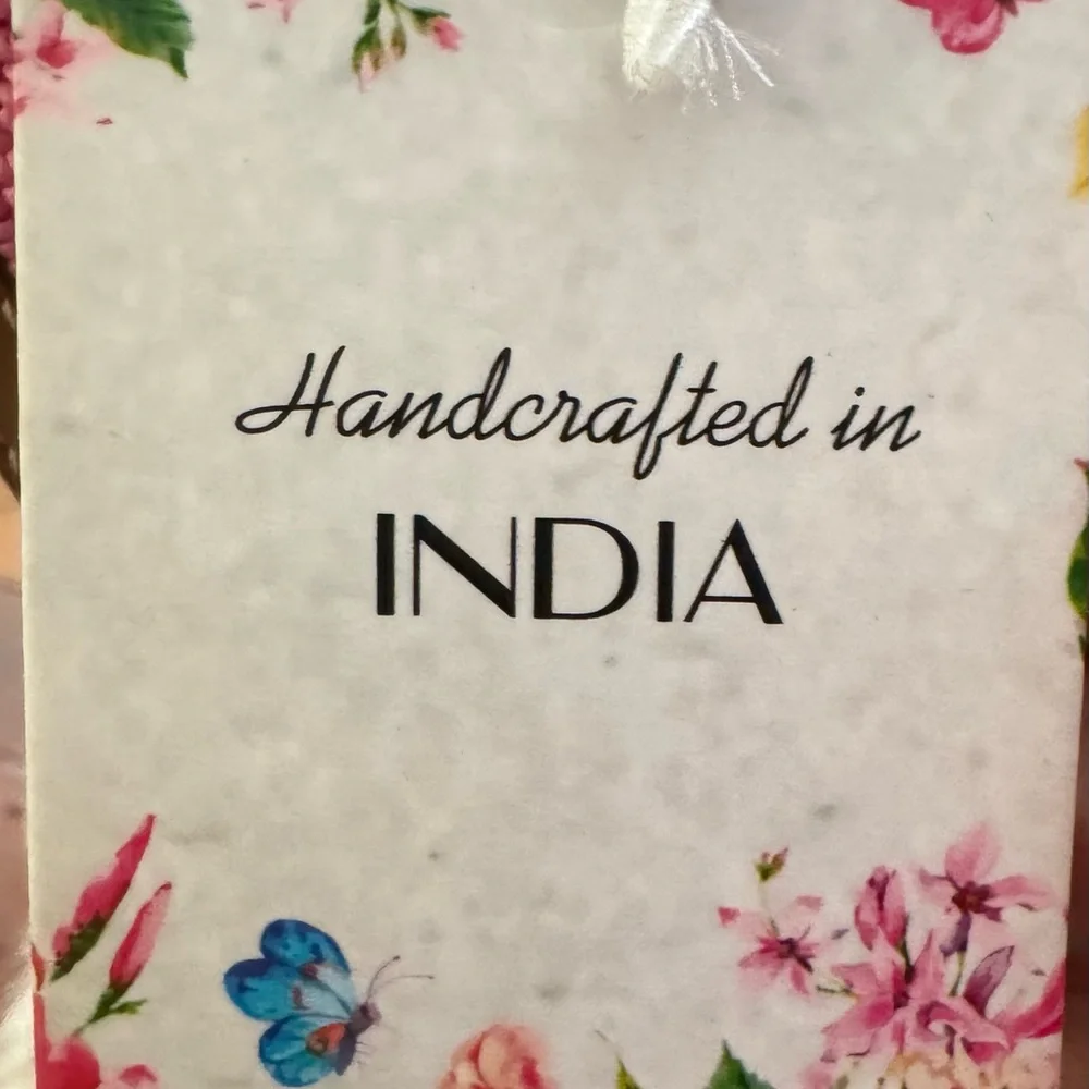 Pink Beaded Handbag handcrafted from India. NWT - Picture 9 of 9